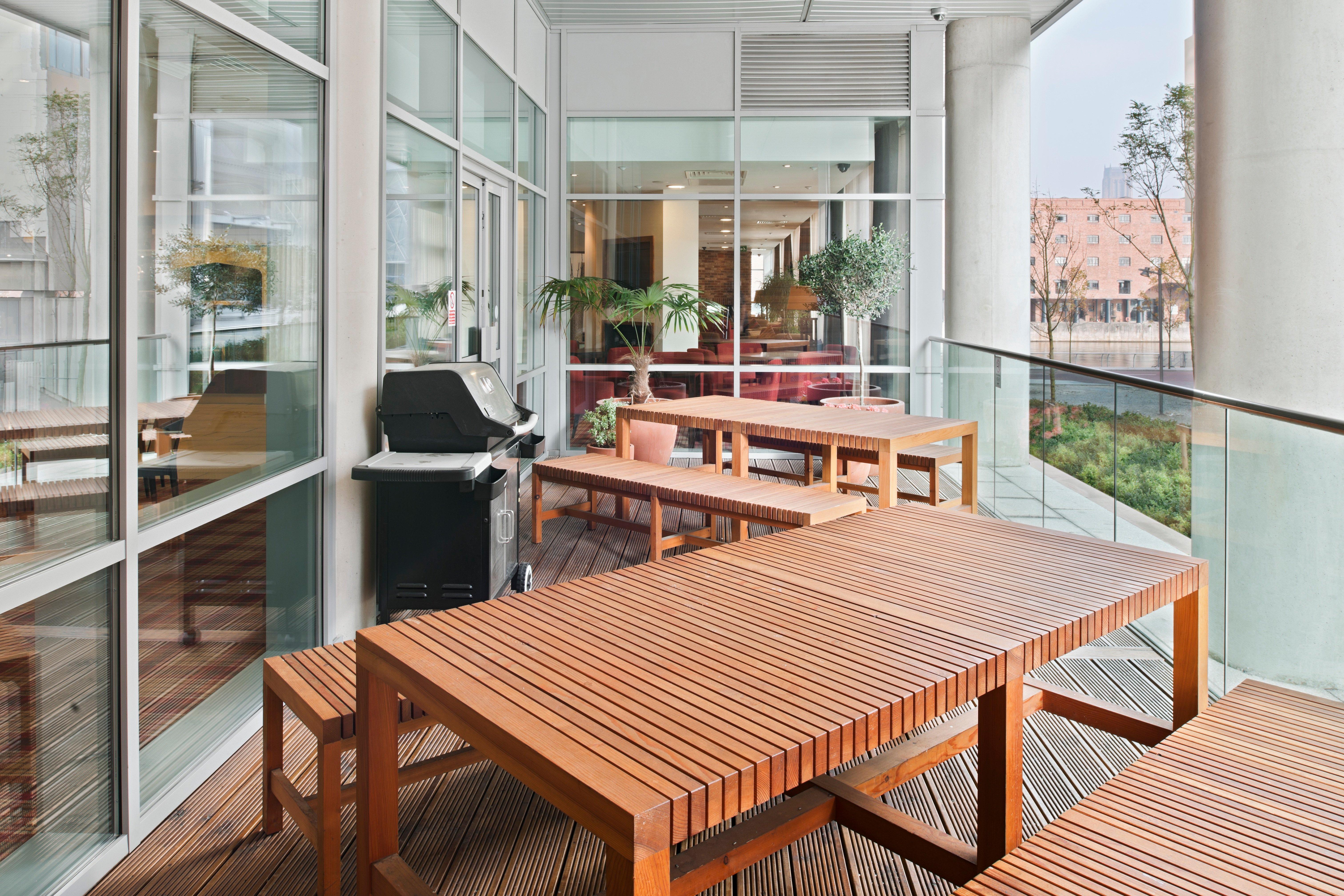 Staybridge Suites Liverpool By Ihg Bagian luar foto
